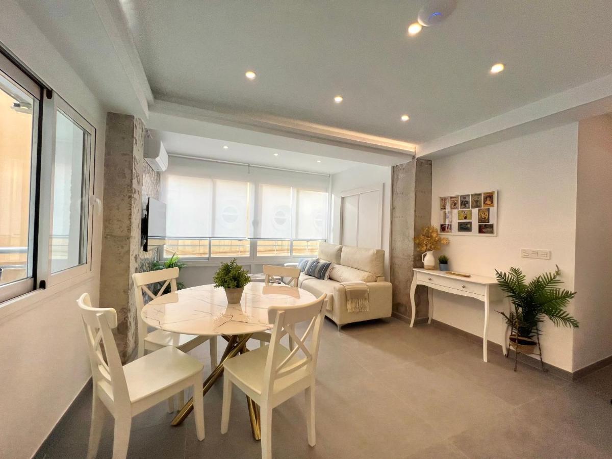 Malagueta Beach III & Terrace By Ele Apartments 马拉加 外观 照片
